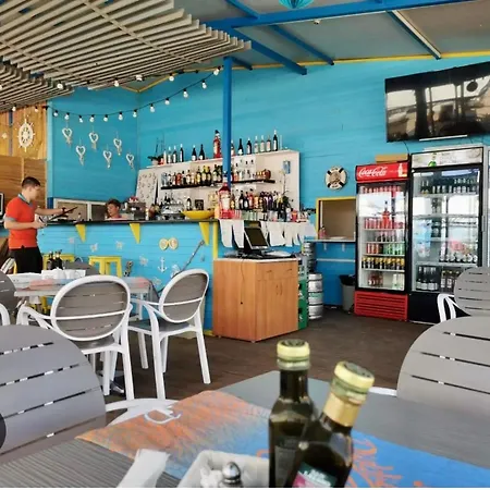 Atlantis & 4 Swimming Pools & & Apartman *