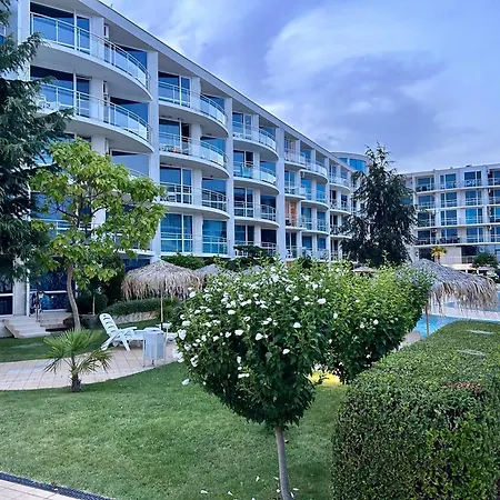 Atlantis & 4 Swimming Pools & & * Burgas City