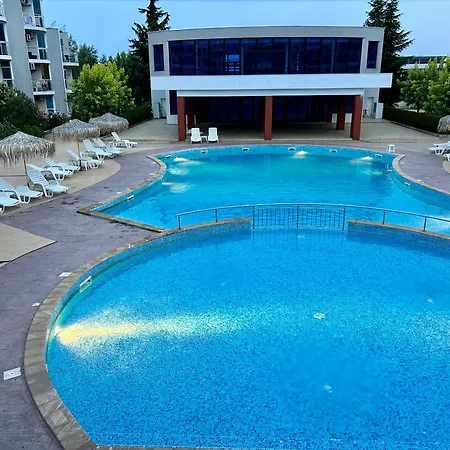 Апартамент Atlantis Resort&4 Swimming Pools&spa&апартамент