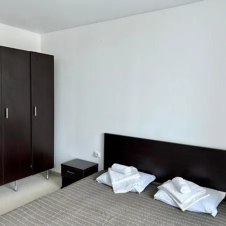 Atlantis & 4 Swimming Pools & &