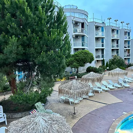 Atlantis & 4 Swimming Pools & & Apartament *