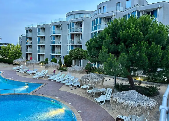 Atlantis & 4 Swimming Pools & & Apartmán