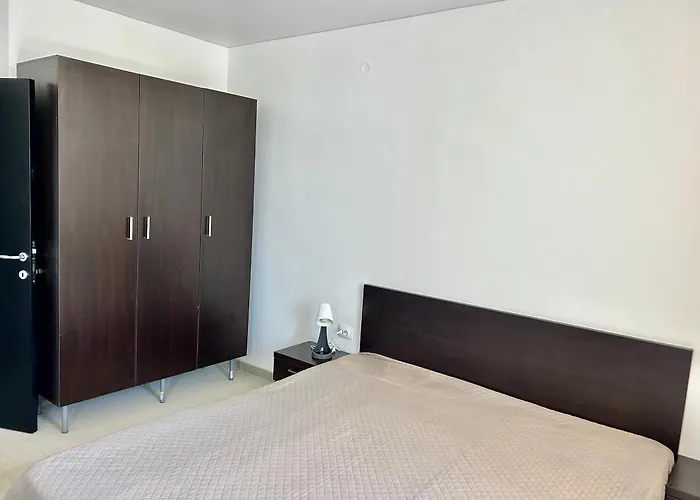 Atlantis & 4 Swimming Pools & & Apartment