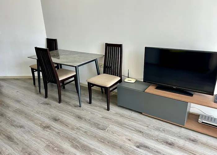 Atlantis & 4 Swimming Pools & & Apartment *