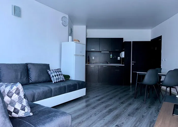 Atlantis & 4 Swimming Pools & & Apartmán Burgas City